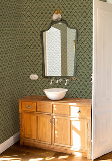 Poppy Emerald Victorian Wallpaper by Coordonné