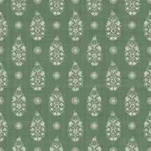 Paisley Emerald Victorian Wallpaper by Coordonné