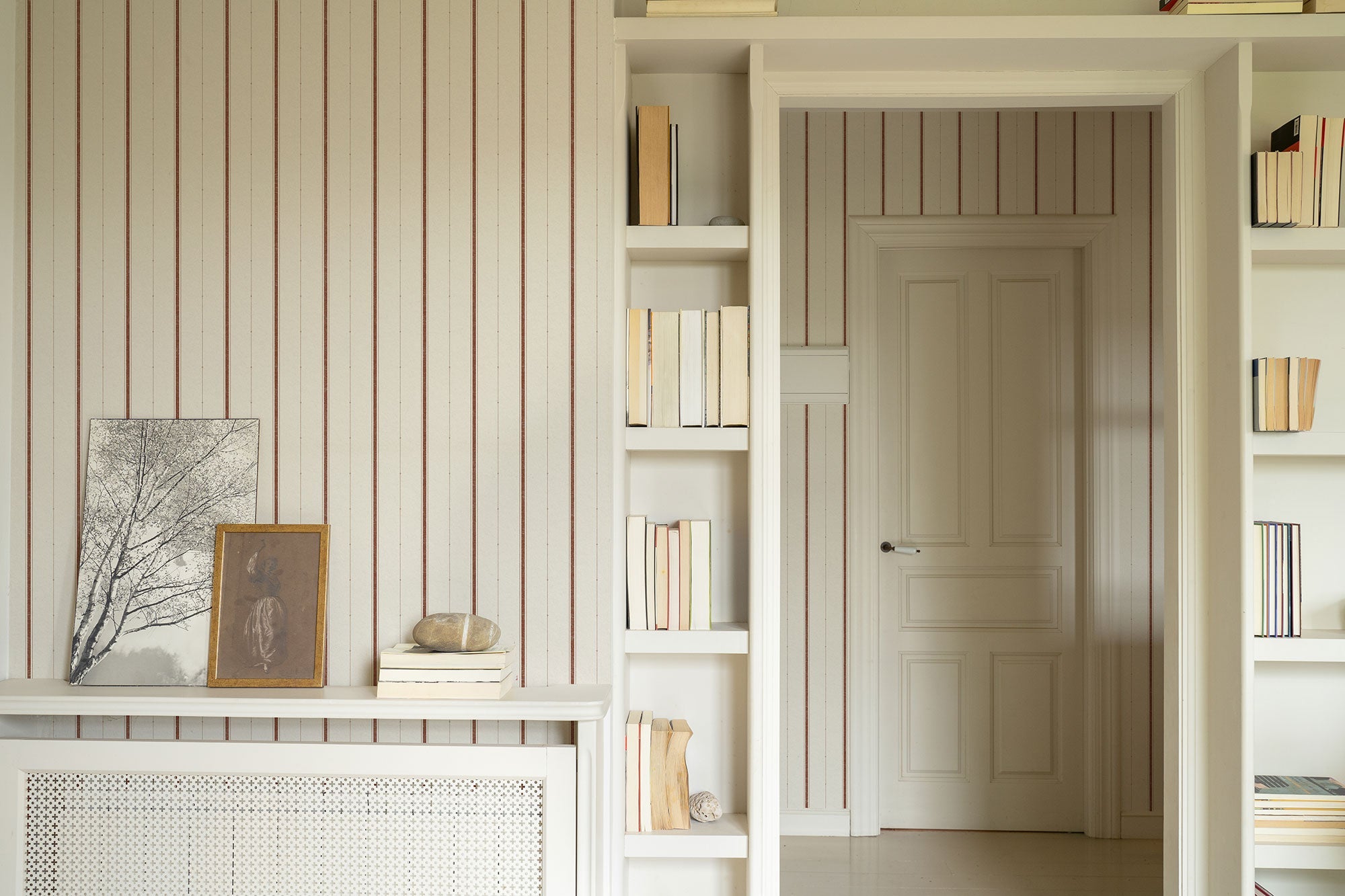 Lineal Clay Victorian Wallpaper by Coordonné