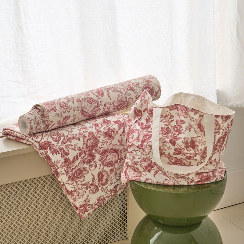 BTJD201728558 Celestine Les Belles Toiles De Jouy 2 Wallpaper by Casadeco