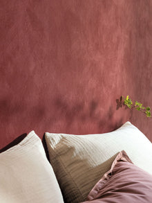 MIP106088197 Uni Mat Rouge Bordeaux Wallpaper by Caselio