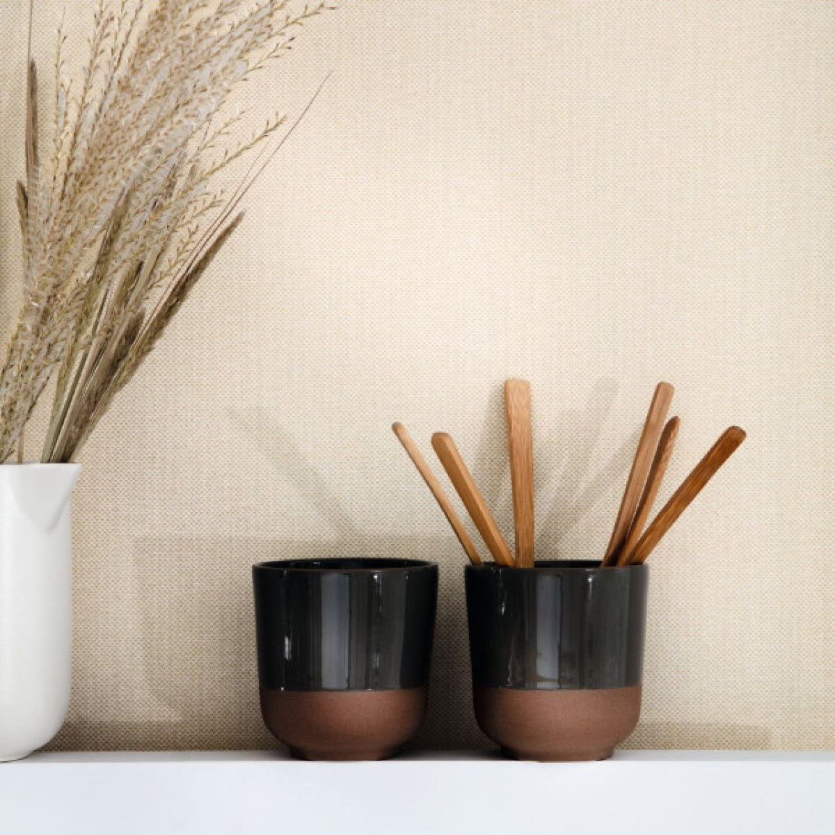 101570026 Uni Natte Metallises Blanc Or Color Box 3 Wallpaper by Caselio