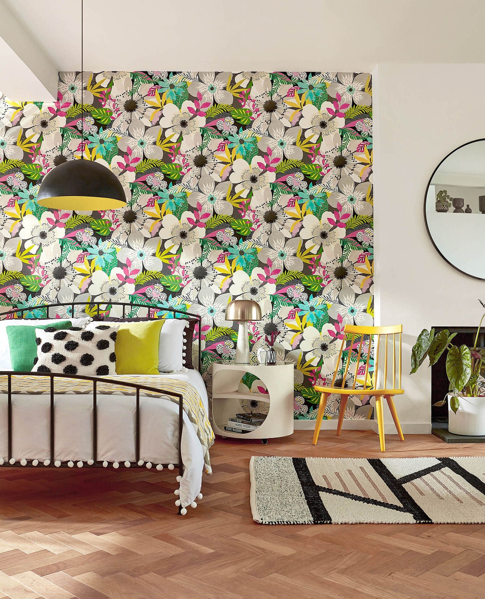 CEP50101W Floral Riot Chalk & Carbon Wallpaper by Ohpopsi