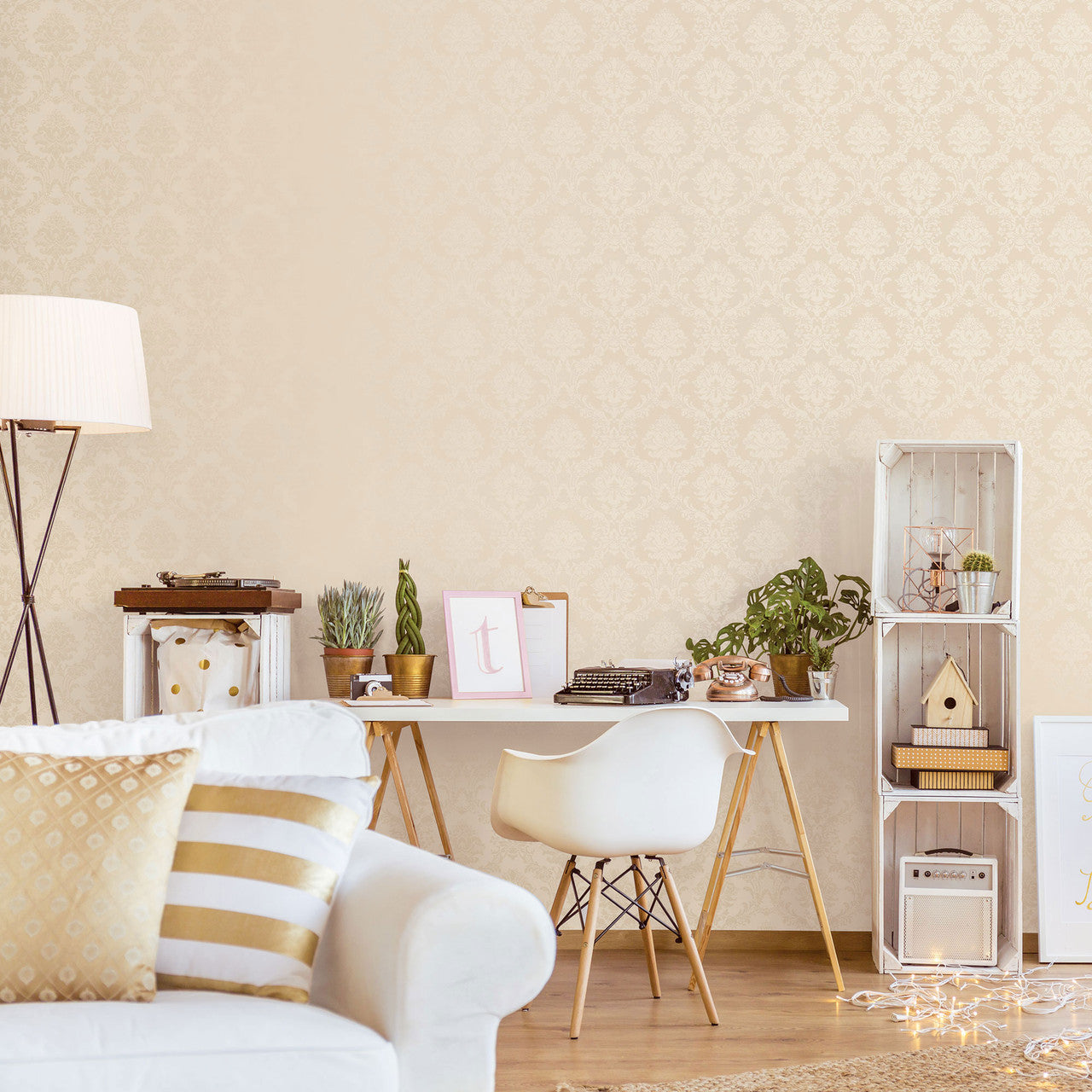 CI38210 Document Damask Classic Silks 4 Wallpaper By Galerie