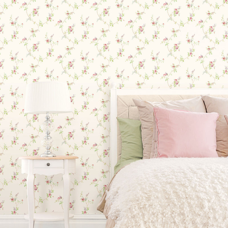 CI38227 White Wedding Trail Classic Silks 4 Wallpaper By Galerie