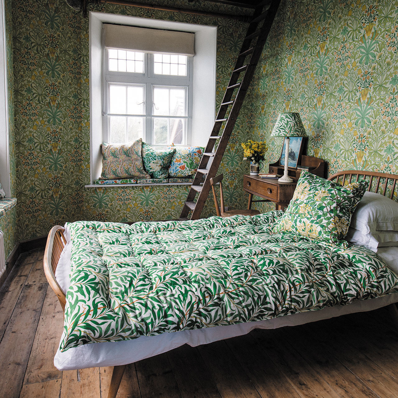 Woodland Weeds Cornubia by Ben Pentreath Wallpaper by Morris & Co