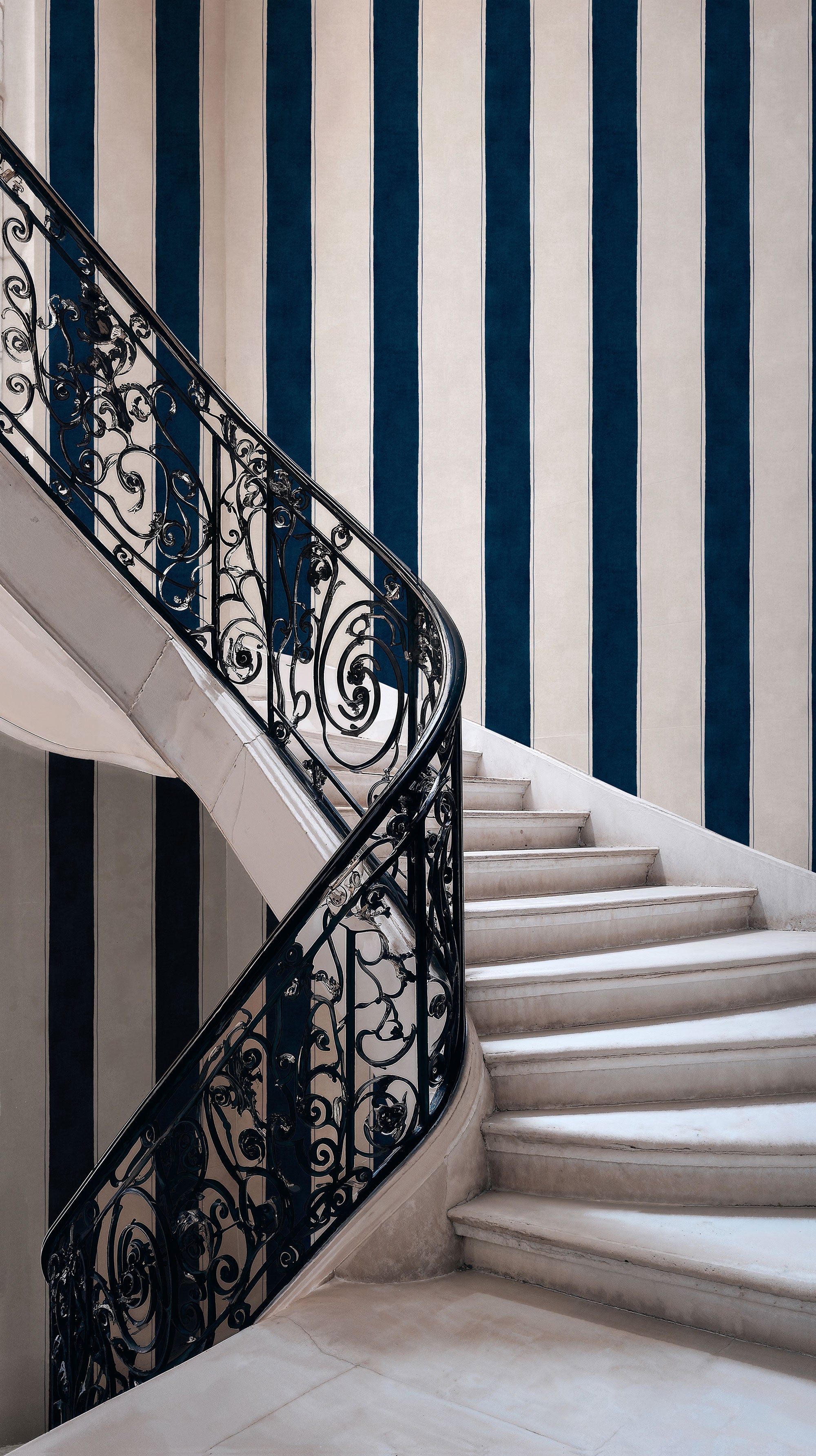 Florentine Stripe Ultramar Damaskus Wallpaper by Coordonné