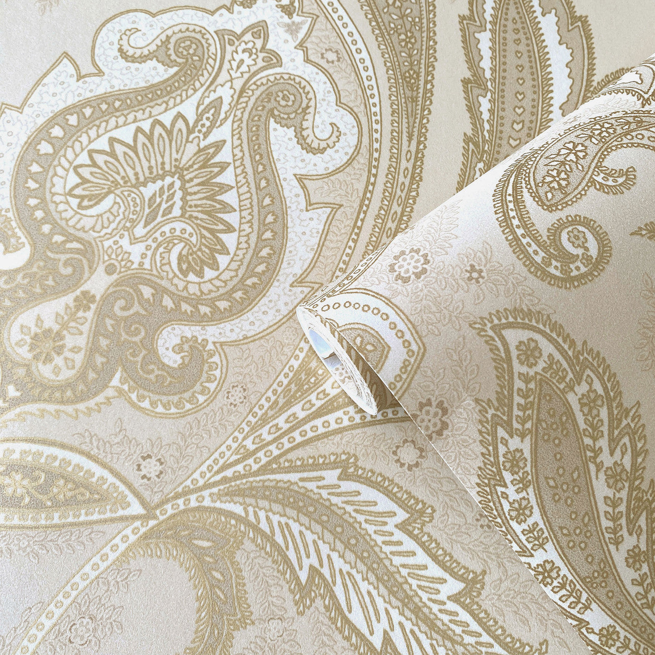 DWP0355-03 Paisley Elegance Wallpaper By Galerie