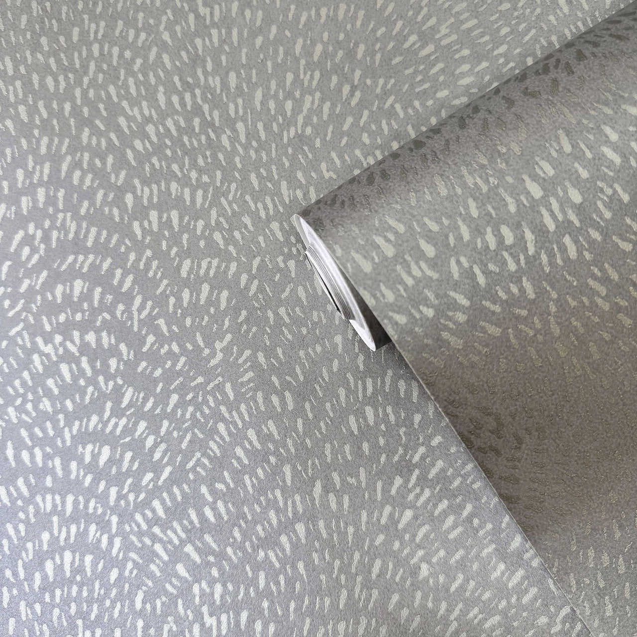 DWP0363-07 Fan Fleck Zen Silver Grey Wallpaper By Galerie
