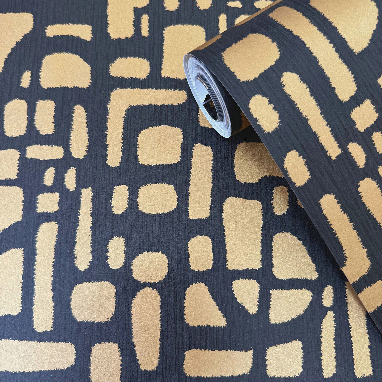 DWP0364-04 Chunky Geo Zen Rose Gold Wallpaper By Galerie