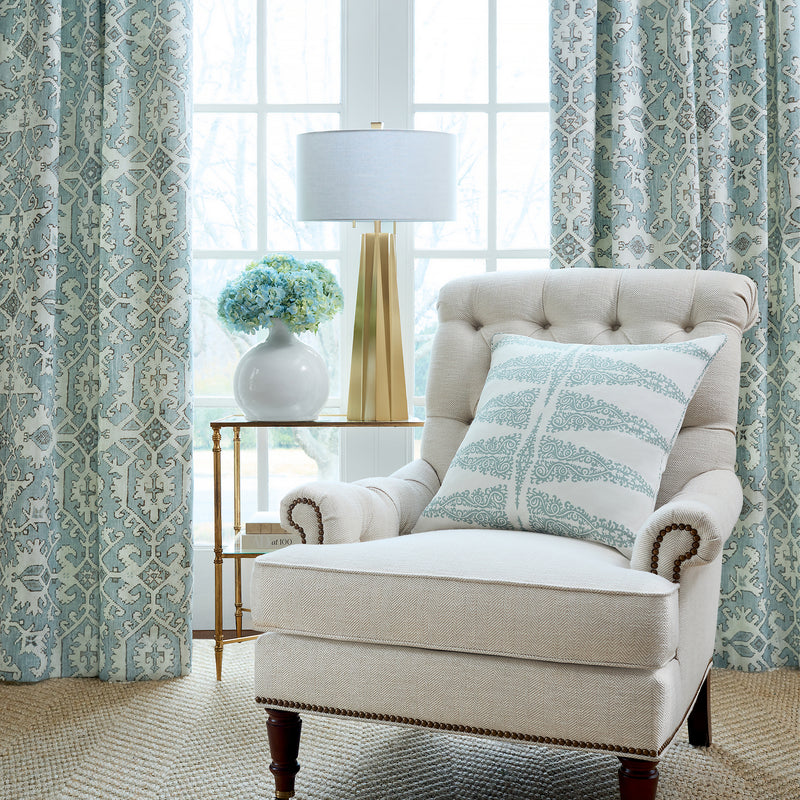 Pontorma Devon Rose Wallpaper by Anna French | AT24559