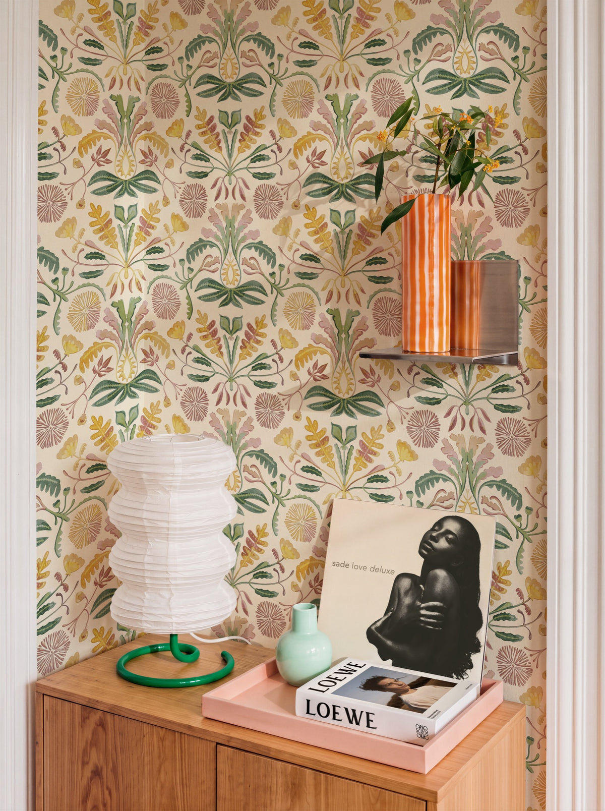 Coral Spectral Lime Entre Luces Wallpaper by Tres Tintas