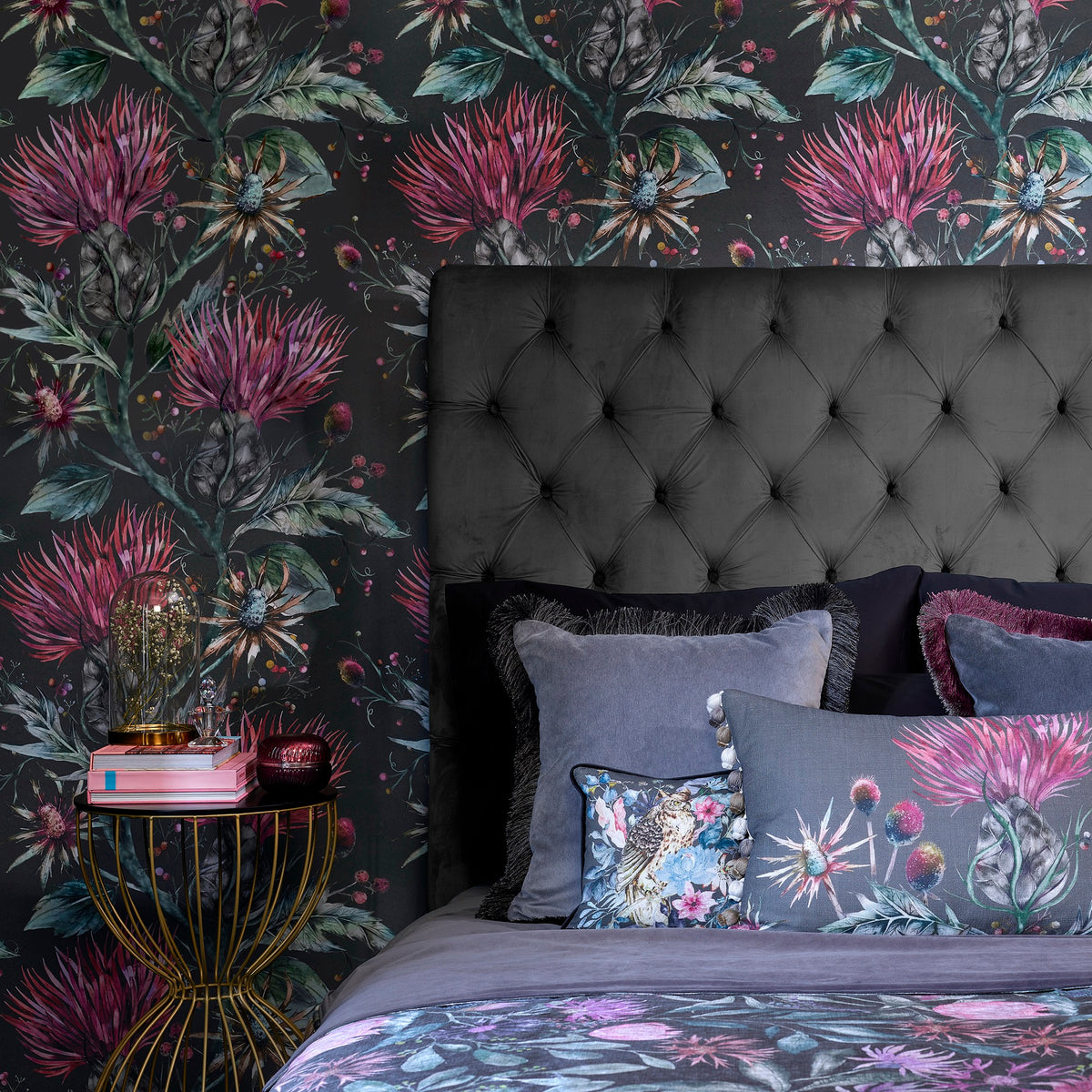 Elysium Onyx Ikon Wallpaper by Voyage Maison | ELYSIUM/WPO/ONY