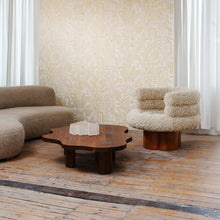 30810 Joie Emblème White Gold Wallpaper By Arte