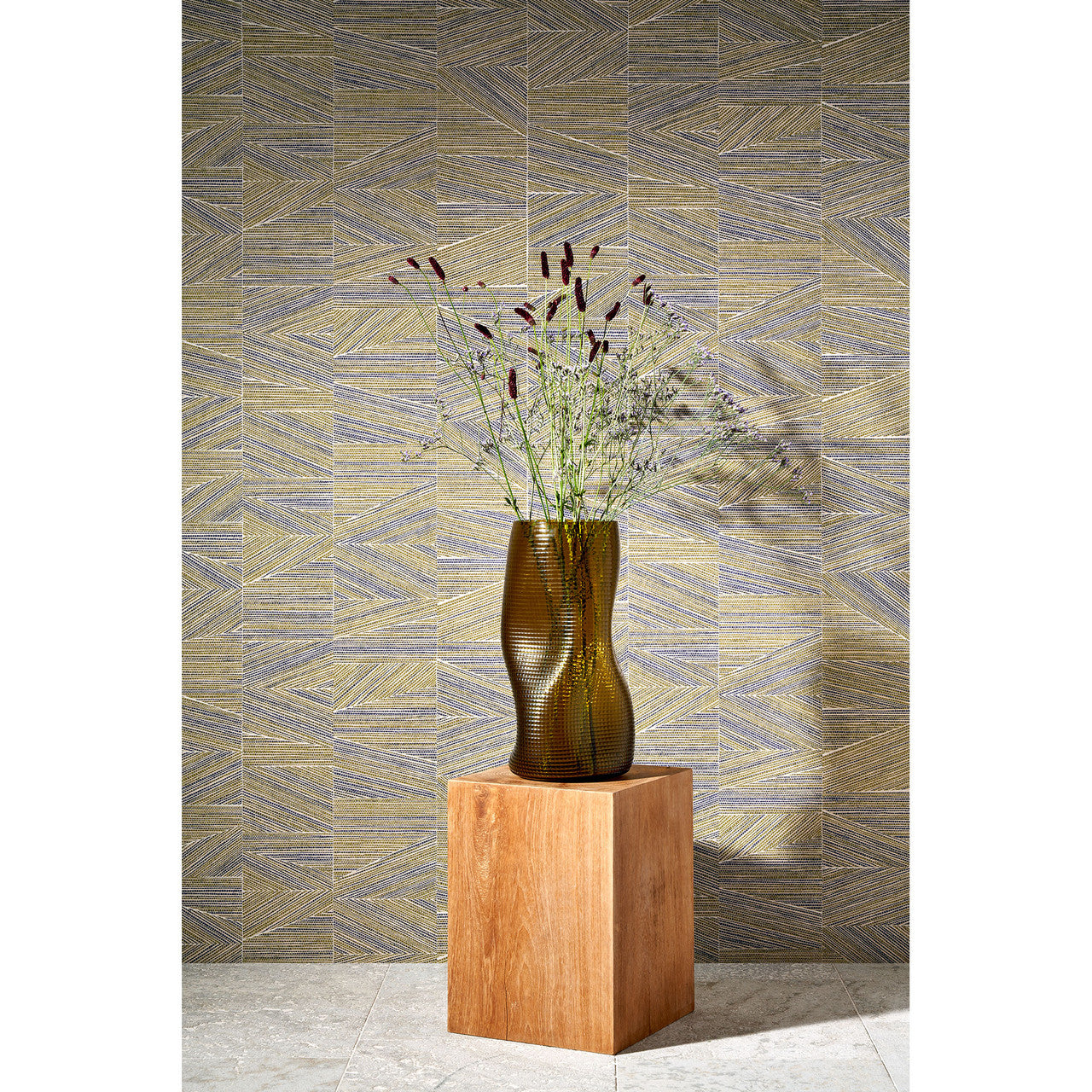 18932 Infinity Essentials Totem Midnight Moss Wallpaper By Arte