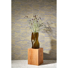 18932 Infinity Essentials Totem Midnight Moss Wallpaper By Arte