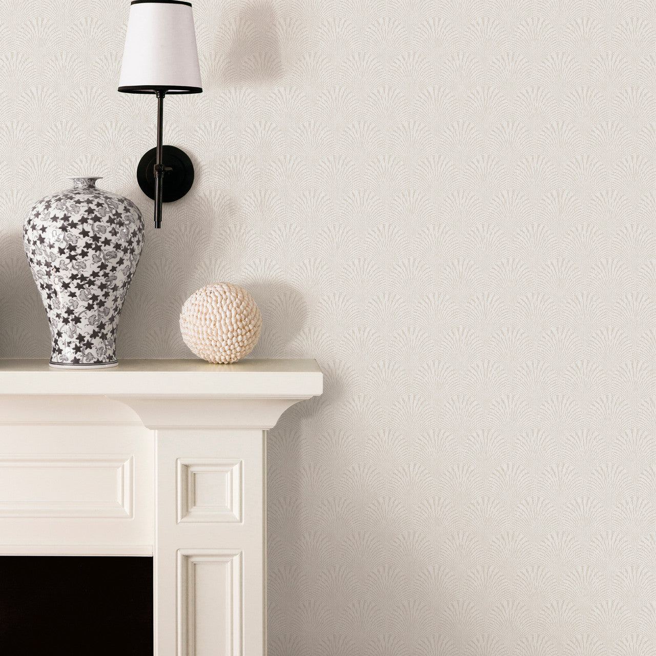 F-AF7001 Fan Boutique Sheen White Wallpaper by Galerie