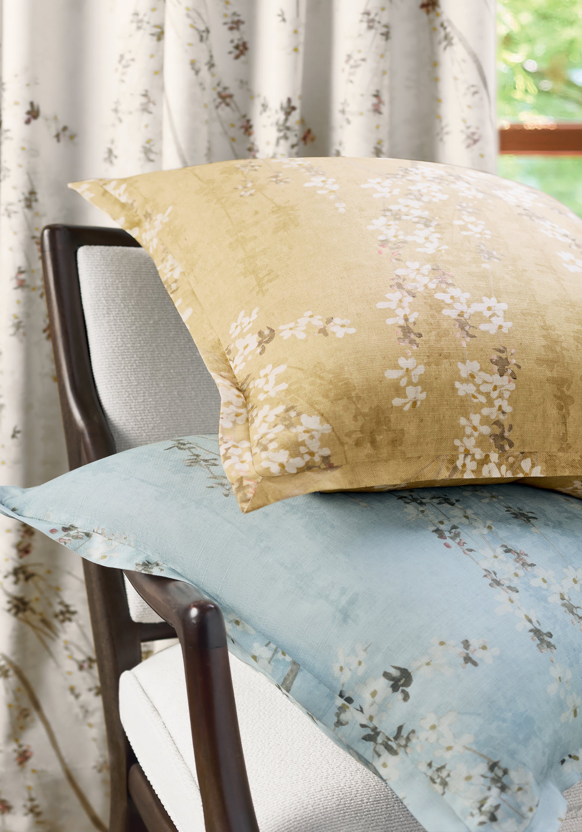 F924454 Weeping Blossom White Yutori Fabric by Thibaut