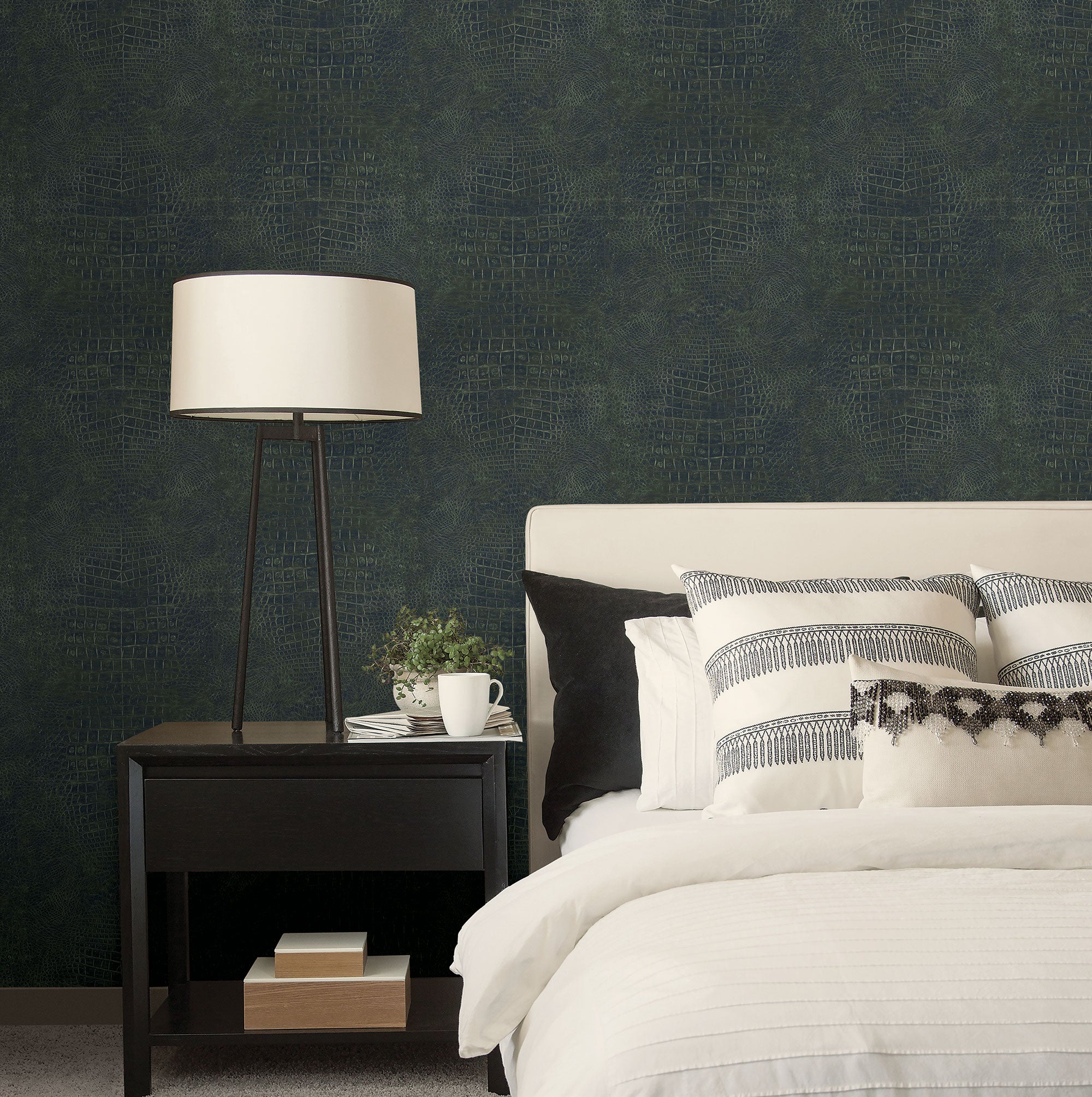 G67505 Crocodile Natural FX 2 Wallpaper By Galerie