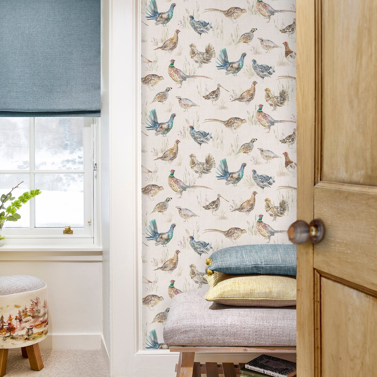 Game Birds Linen Wallpaper by Voyage Maison | GAMEBIR/WPO/LIN