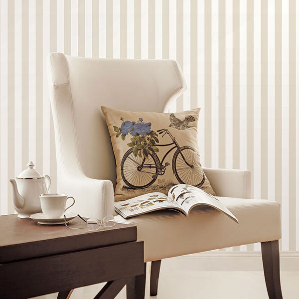 CG28810 Rose Garden Wallpaper by Galerie