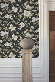GT4514 Marguerite Vine Black Classics Wallpaper by York Wallcoverings
