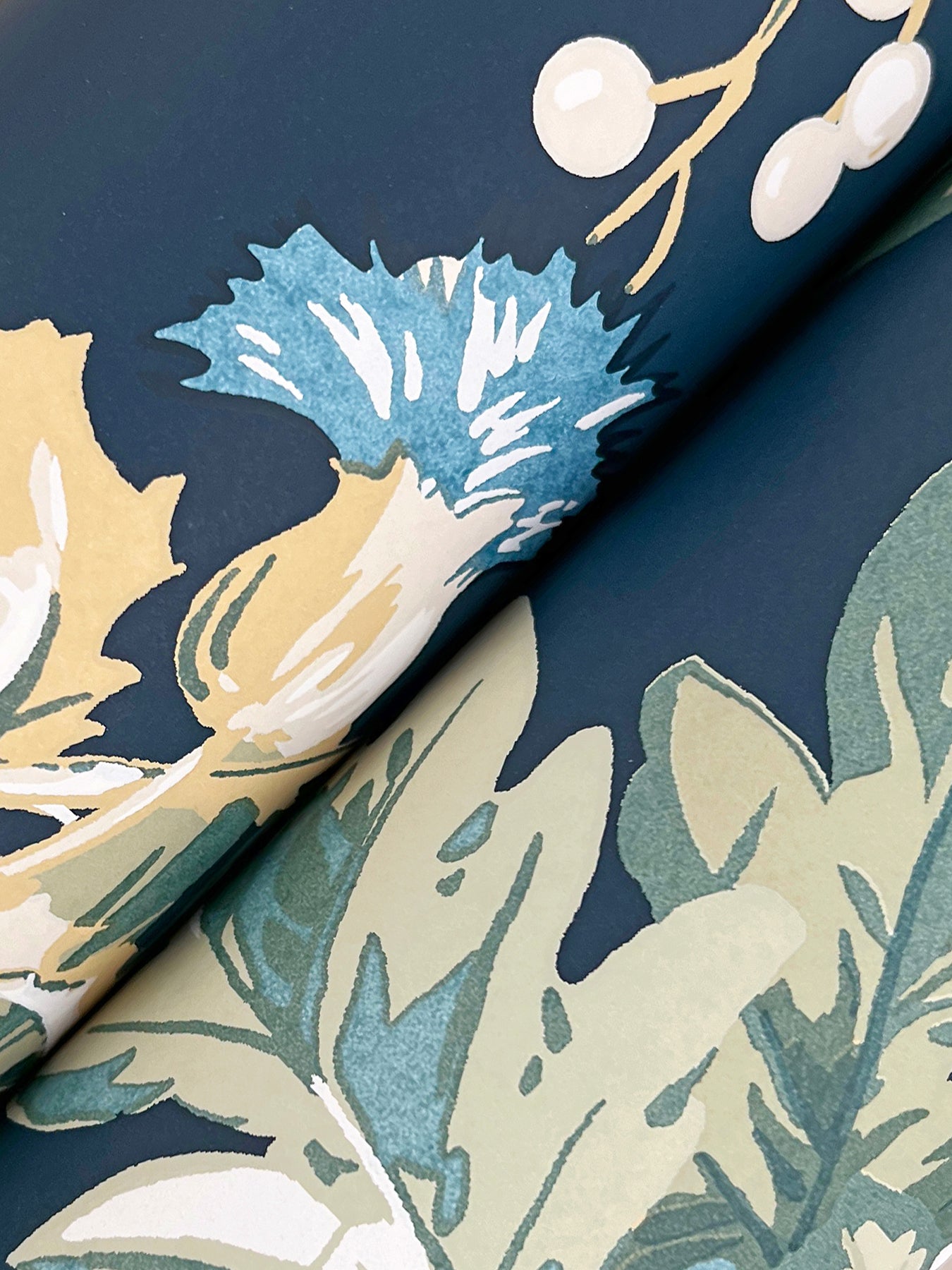 GT4523 Briarwood Navy Classics Wallpaper by York Wallcoverings