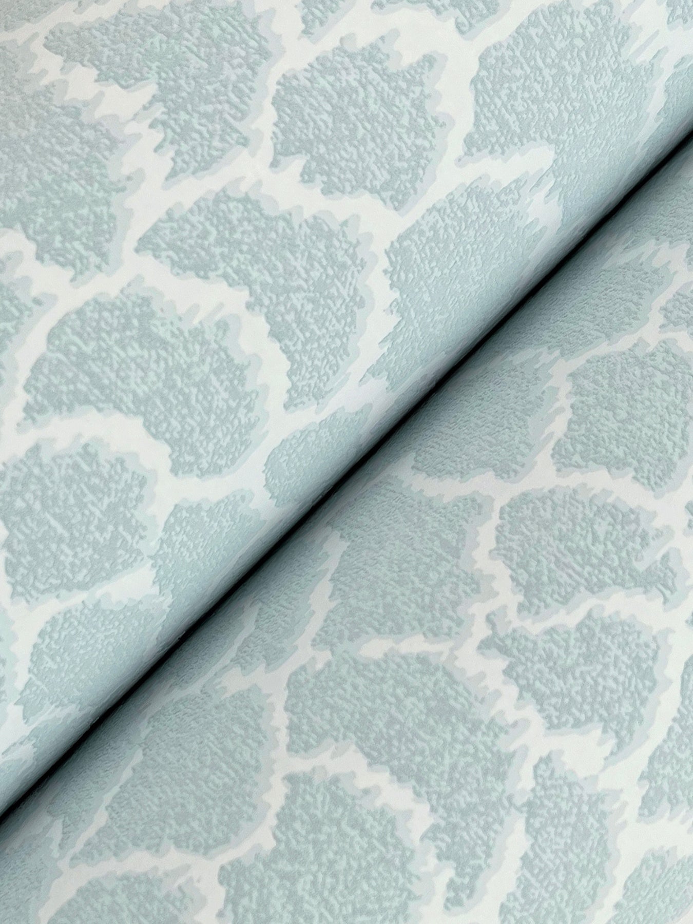 GT4572 Nadie Blue Classics Wallpaper by York Wallcoverings