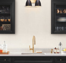 GT4591N Amari Platinum Classics Wallpaper by York Wallcoverings