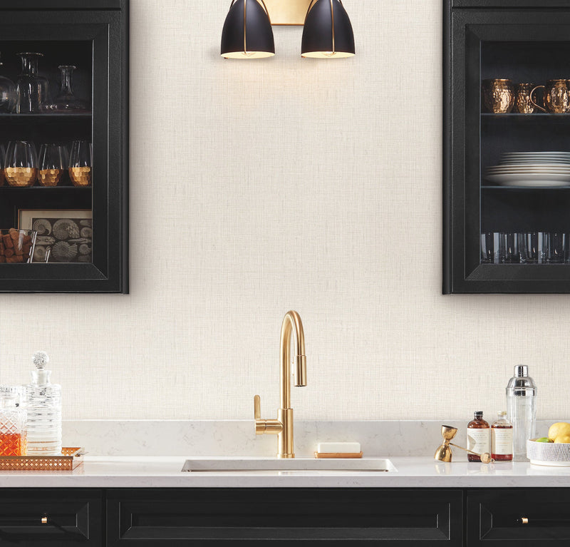 GT4591N Amari Platinum Classics Wallpaper by York Wallcoverings