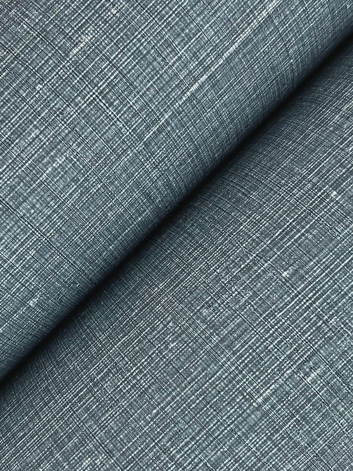 GT4595N Amari Admaril Classics Wallpaper by York Wallcoverings