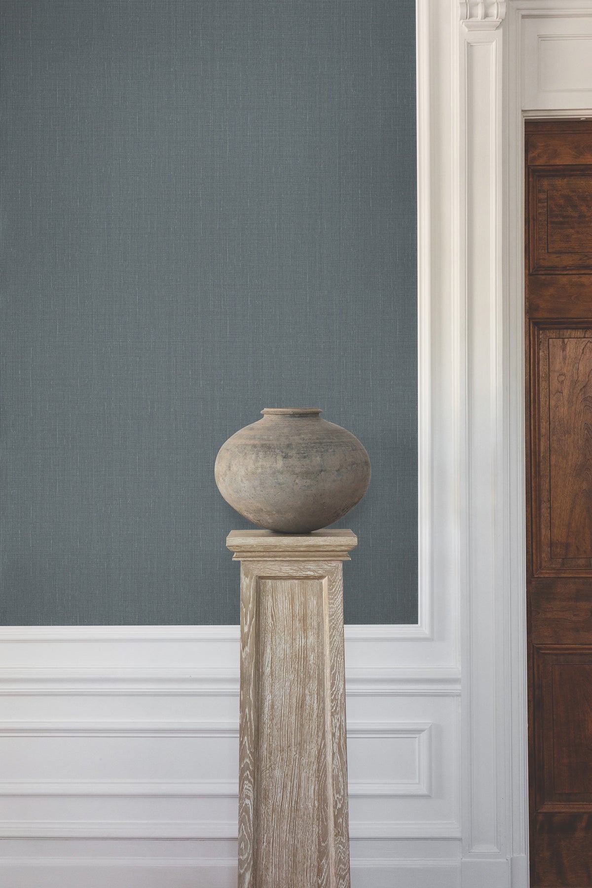 GT4595N Amari Admaril Classics Wallpaper by York Wallcoverings
