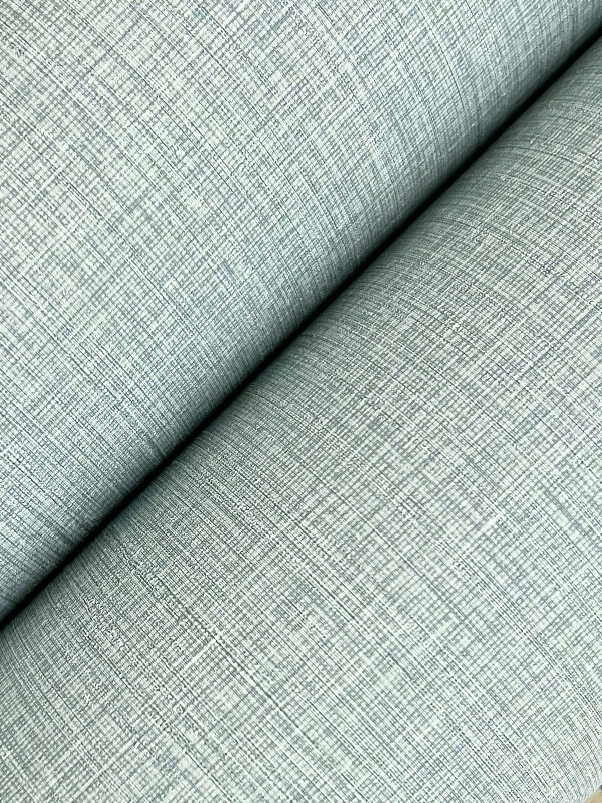 GT4598N Amari Airy Classics Wallpaper by York Wallcoverings