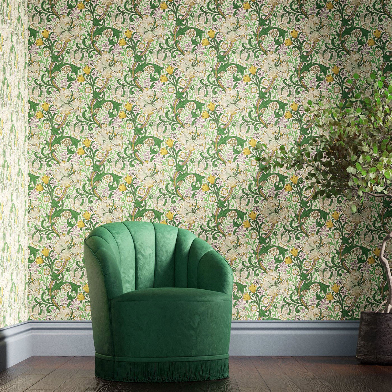 510014 Golden Lily Bedford Park Secret Garden Wallpaper by Morris & Co