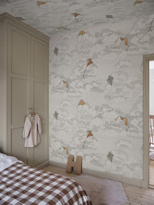 S10643 Graphite Bonnie and Kites Familjen Mural by Sandberg