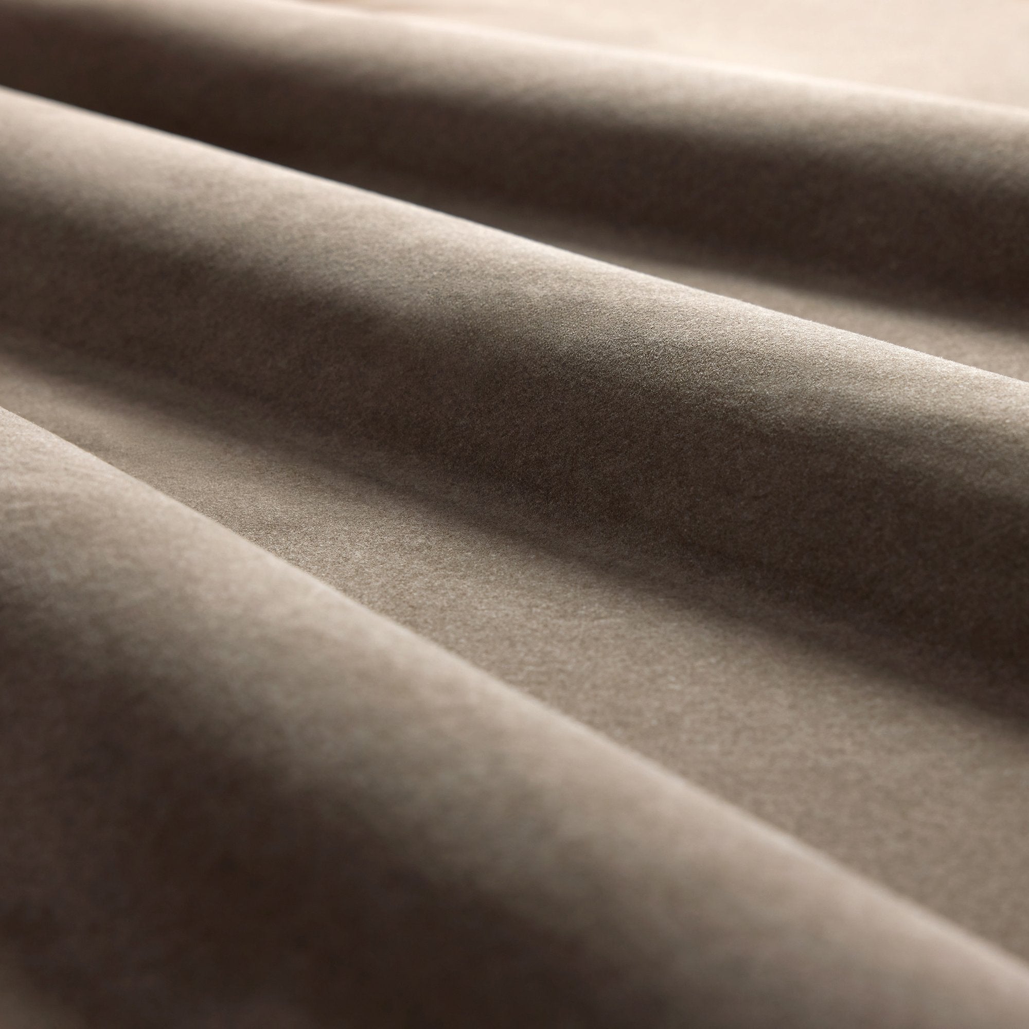 HAF0673-05 Heatherton Velvet Anchor Fabric by Harlequin
