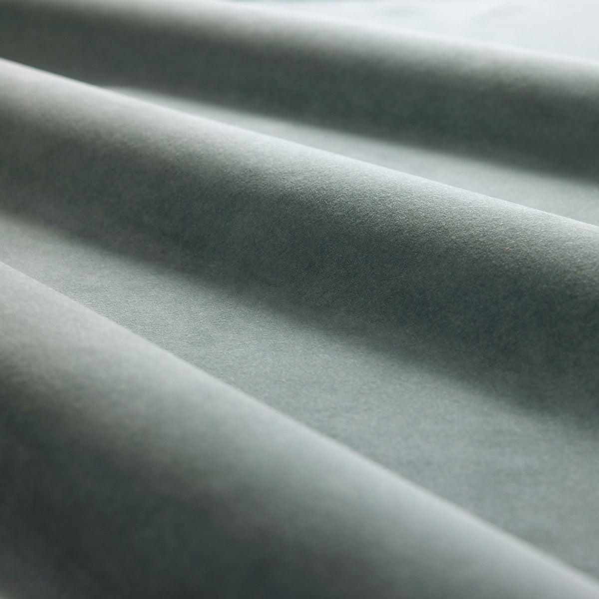 HAF0673-15 Heatherton Velvet Beau Fabric by Harlequin