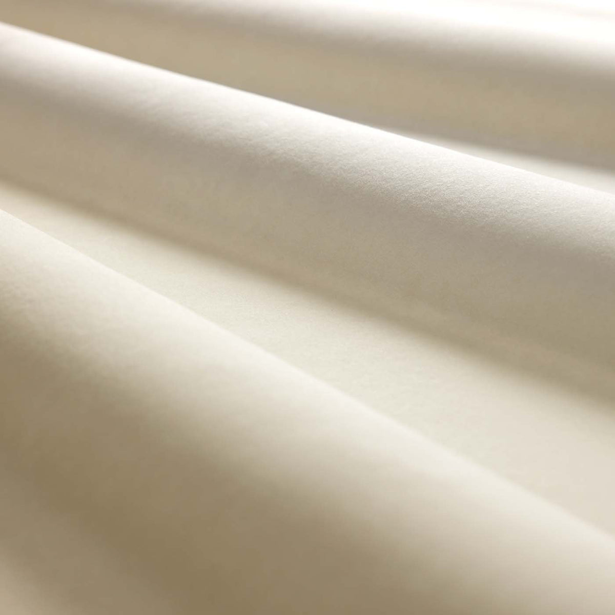 HAF0673-21 Heatherton Velvet Whisper Fabric by Harlequin