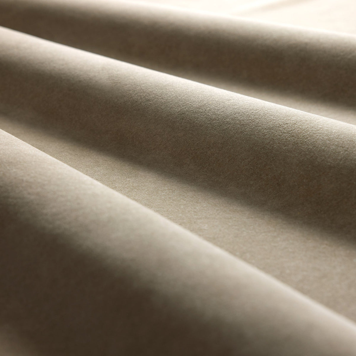 HAF0673-25 Heatherton Velvet Birch Fabric by Harlequin