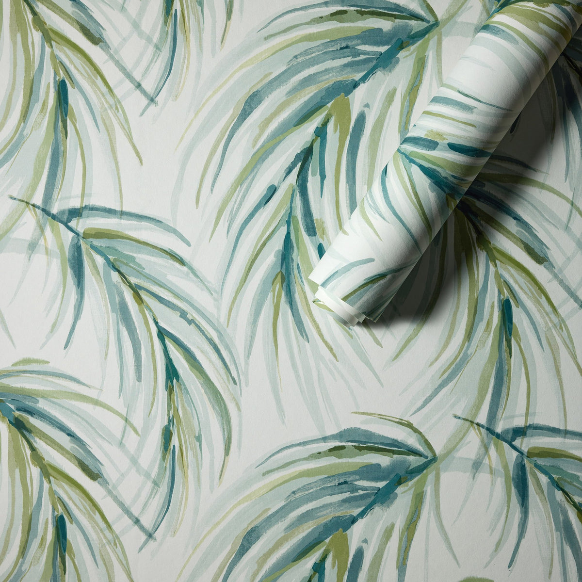 HAW0339-02 Alvaro Atlantic / Palm / Mineral Signature Wallpaper by Harlequin