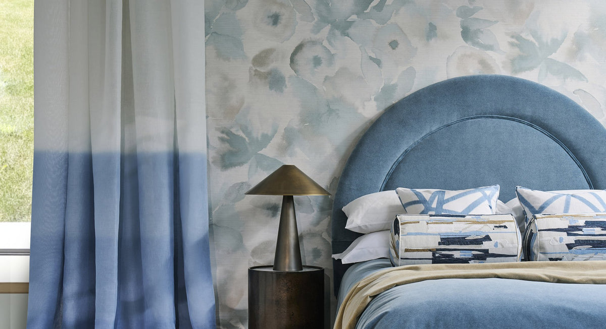HAW0340-01 Flores Powder / Sky / Parchment Signature Mural by Harlequin