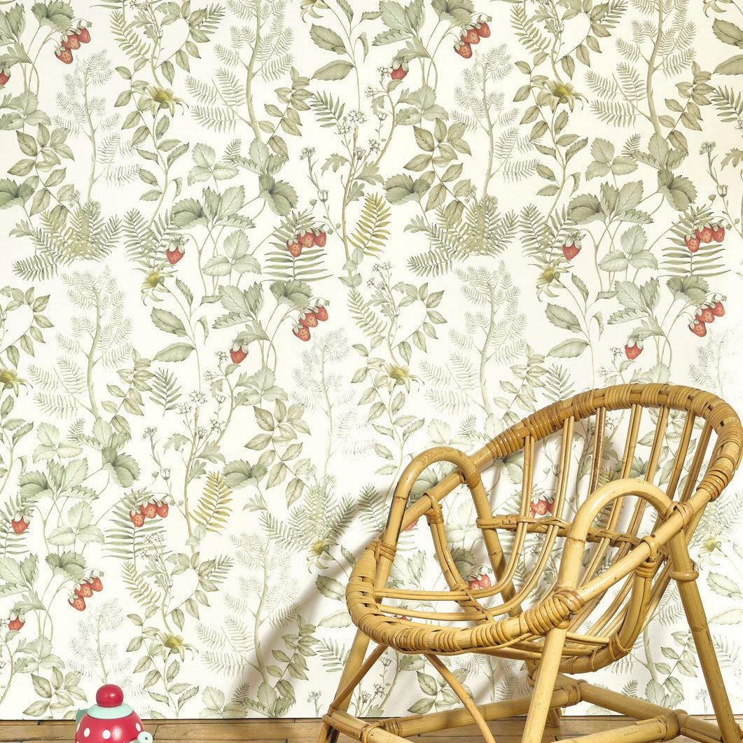 HETA201217155 Strawberry Field Heritage Wallpaper by Casadeco