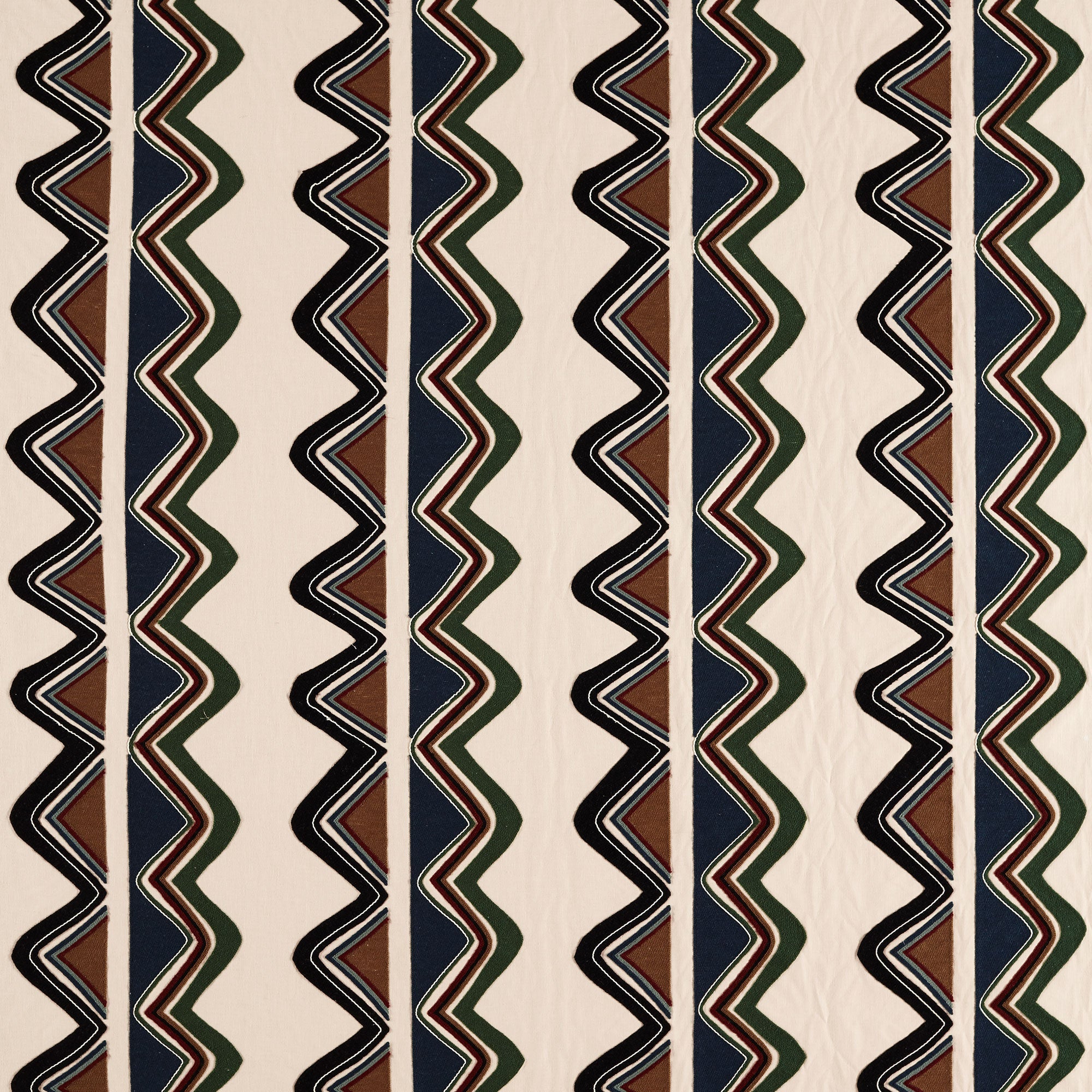 134784 Kaleido Moss/Onyx Zamora Fabric by Harlequin