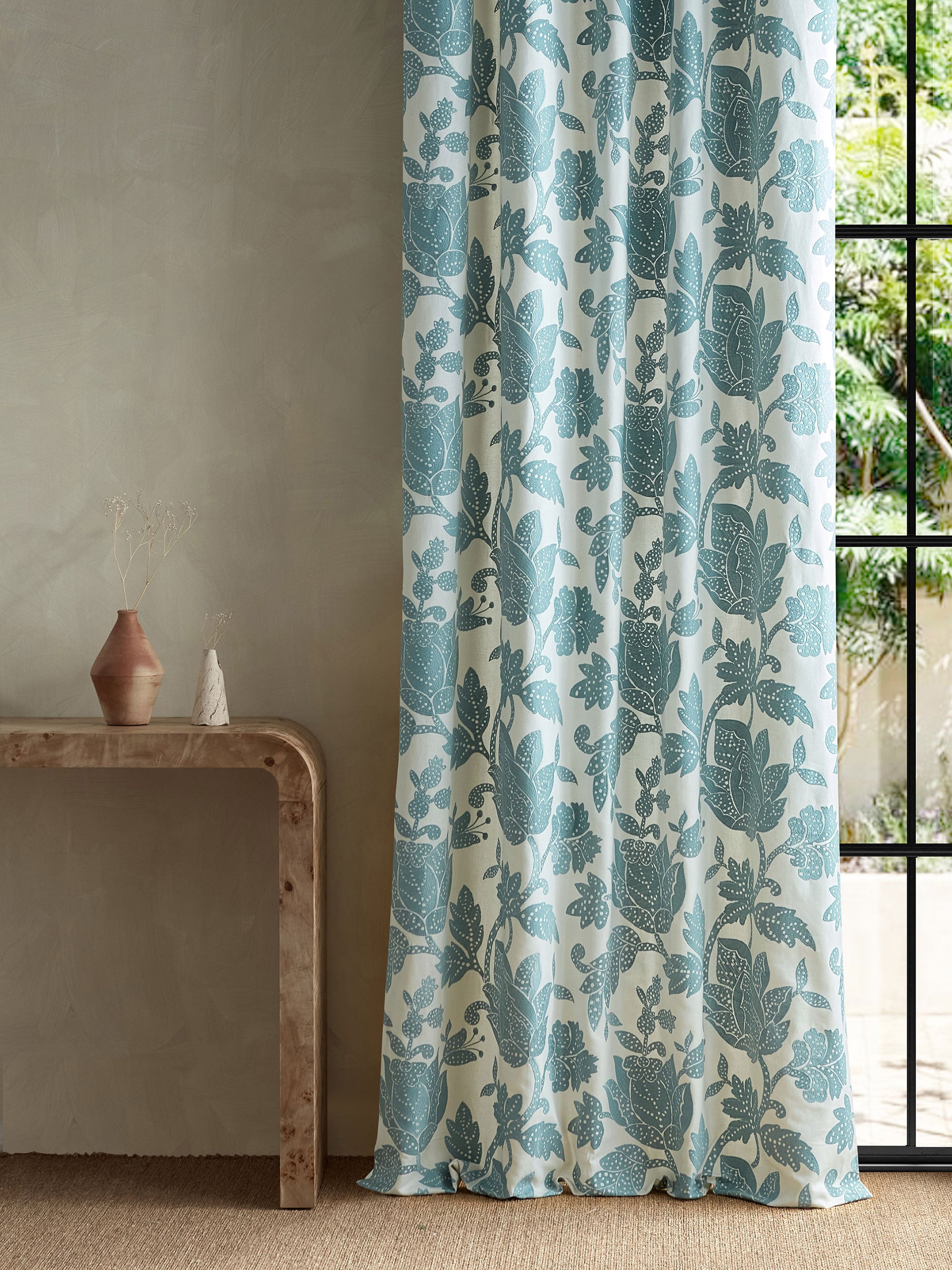 134792 Zamora Azul Zamora Fabric by Harlequin