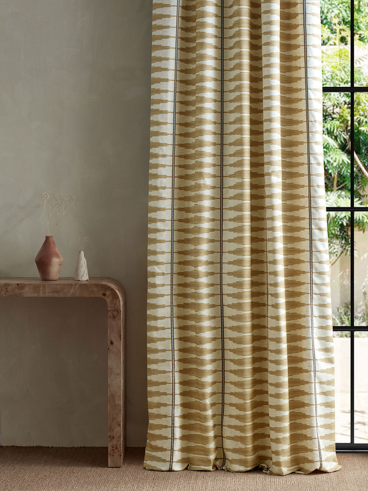 Cintilla Taupe/Dove Zamora Fabric by Harlequin