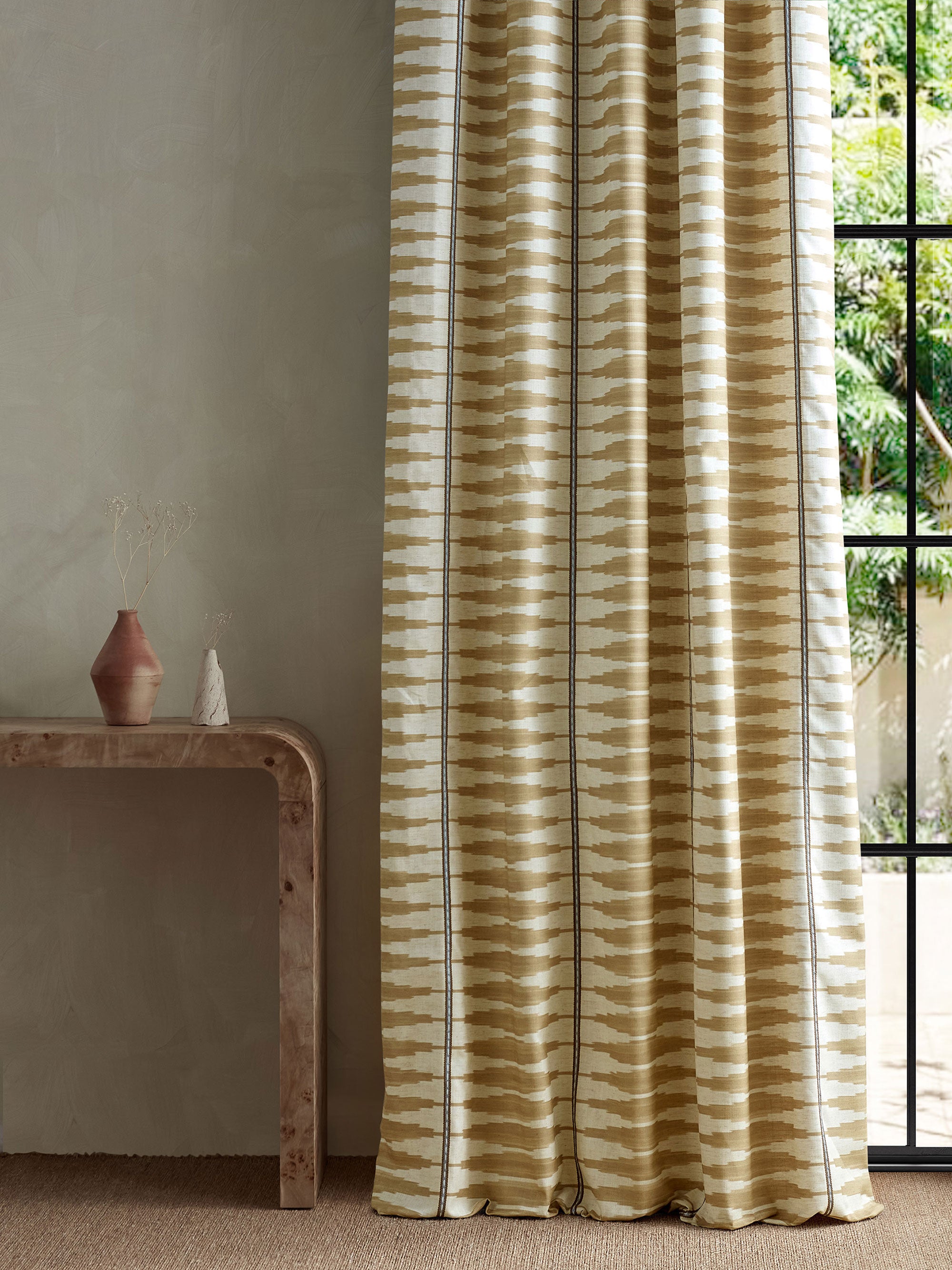 134854 Cintilla Taupe/Dove Zamora Fabric by Harlequin