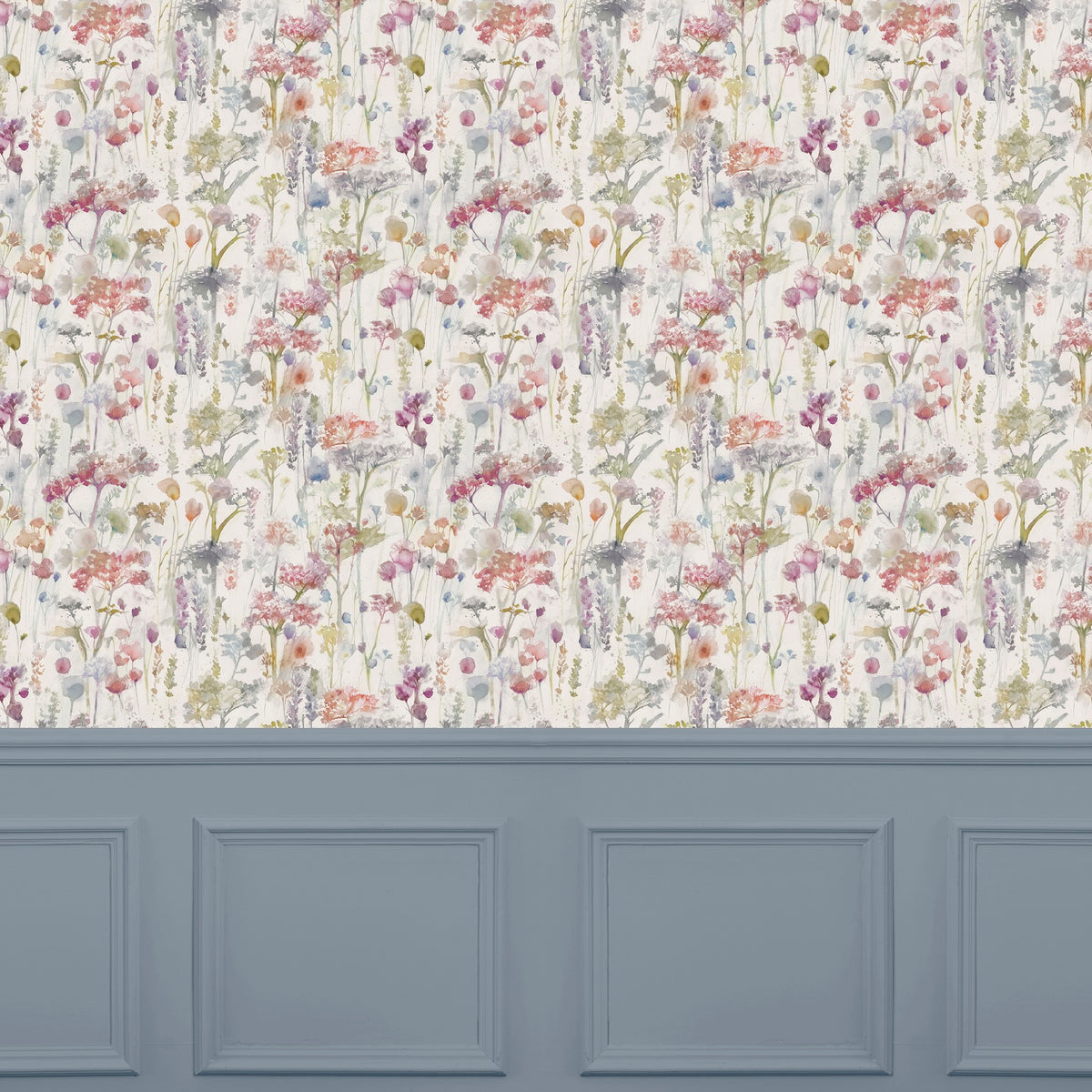 Ilinizas Poppy Equator Wallpaper by Voyage Maison | ILINIZA/WPO/POP
