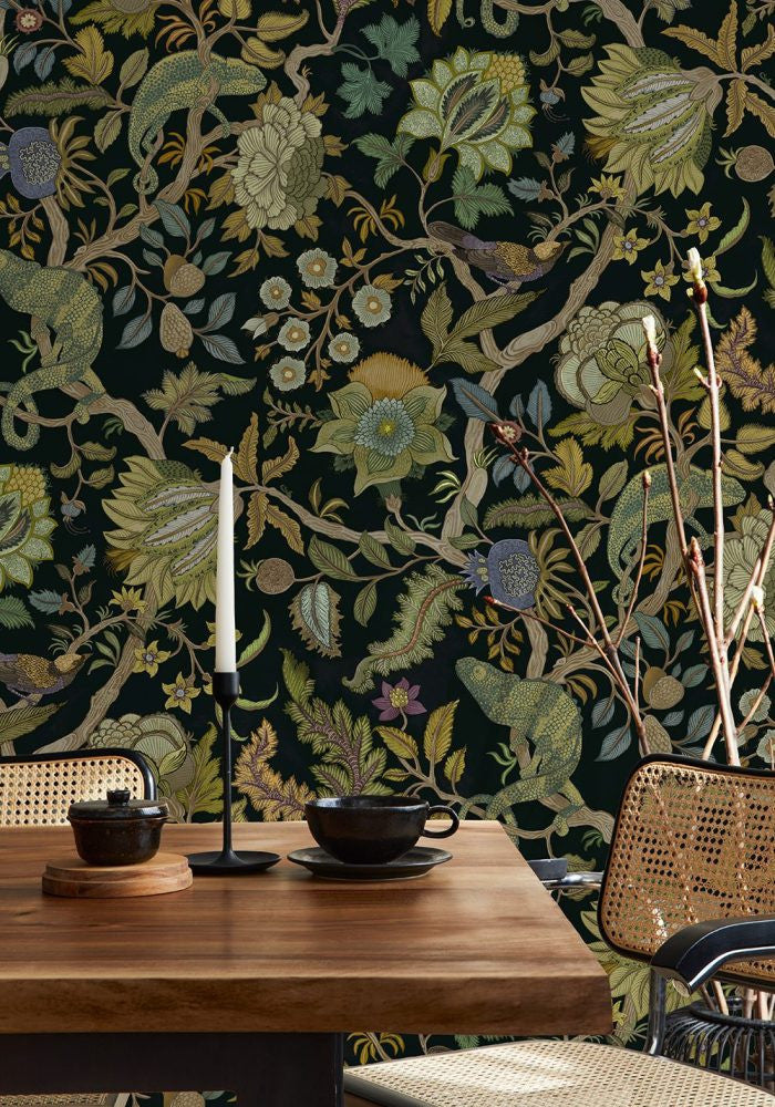 JMW-102281 Chameleon Trail Wallpaper by Josephine Munsey