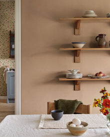 Fabian Terracotta Kolonin II Wallpaper by Sandberg roomshot