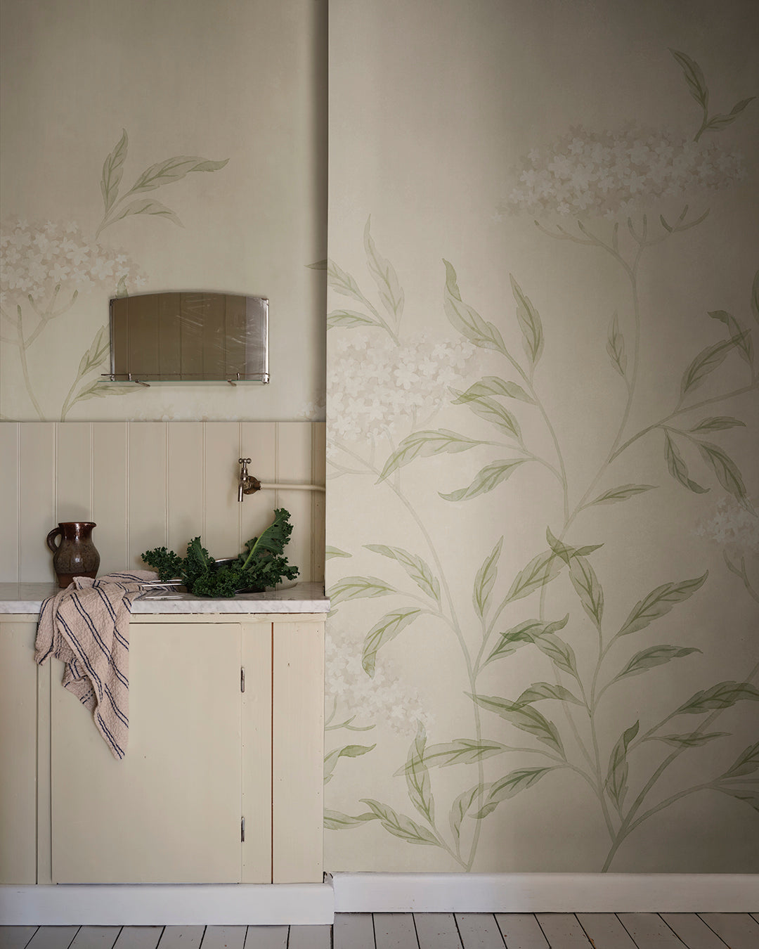 Emmalisa Sandstone Kolonin II Mural by Sandberg roomshot